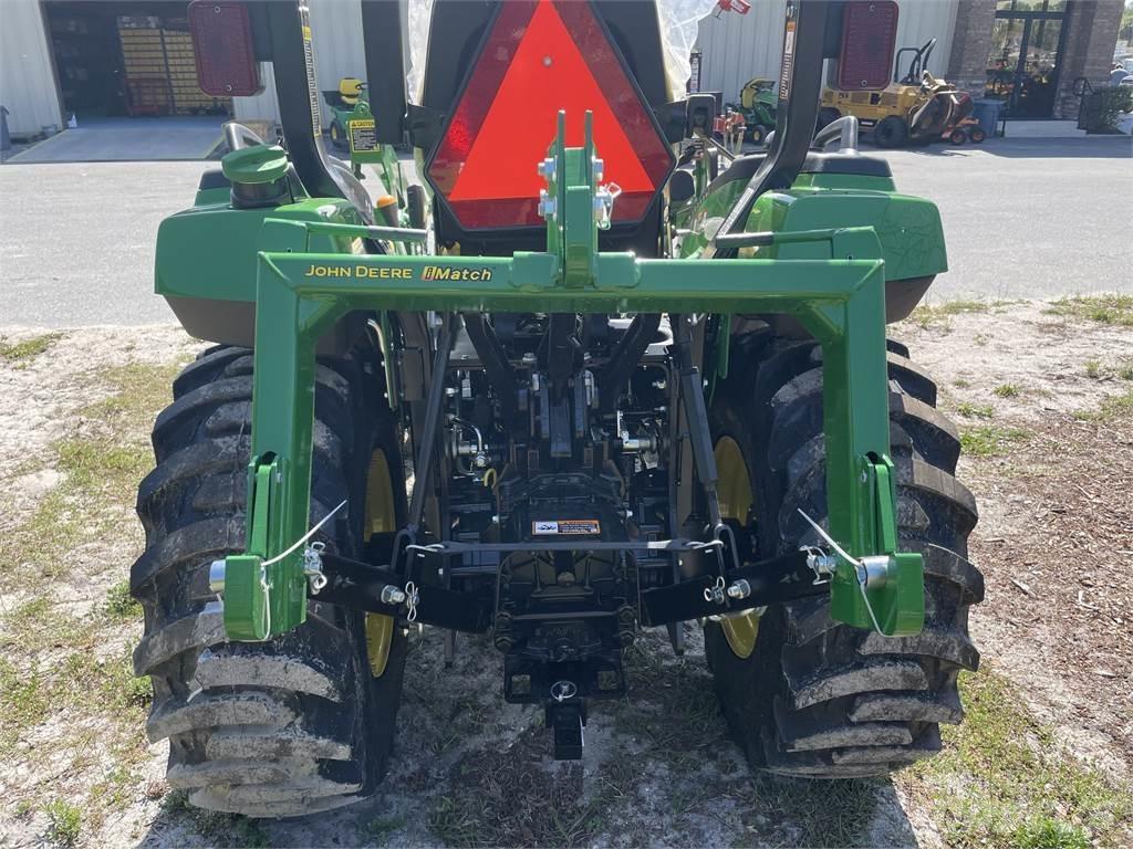 John Deere 2038R 小型曳引機
