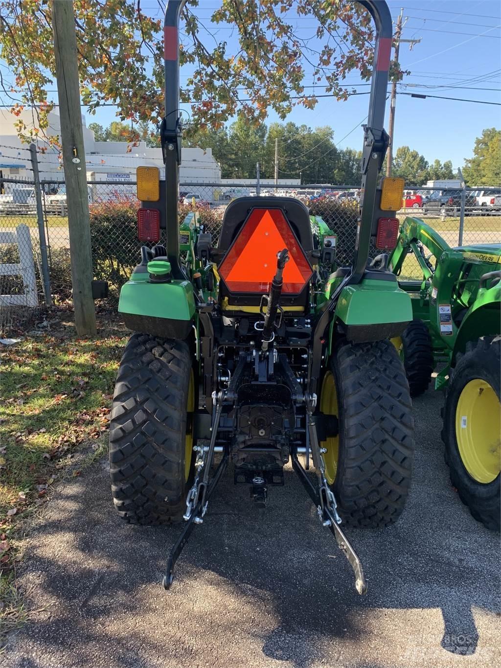 John Deere 2038R 小型曳引機