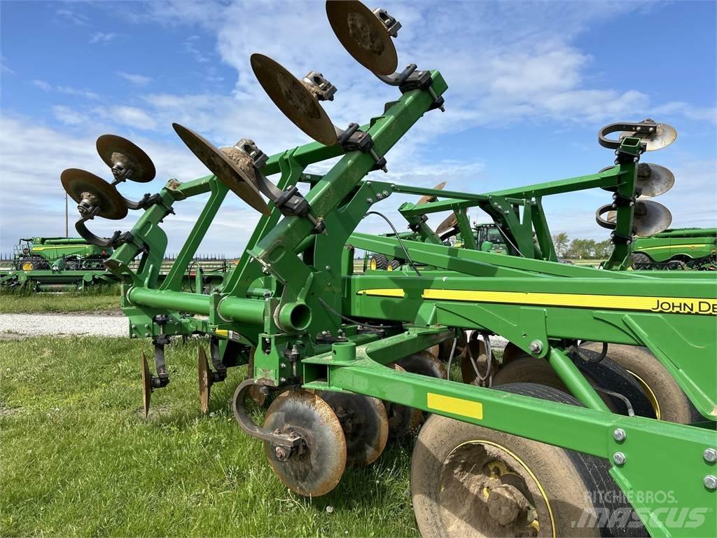 John Deere 2730 其他耕耘機和配件