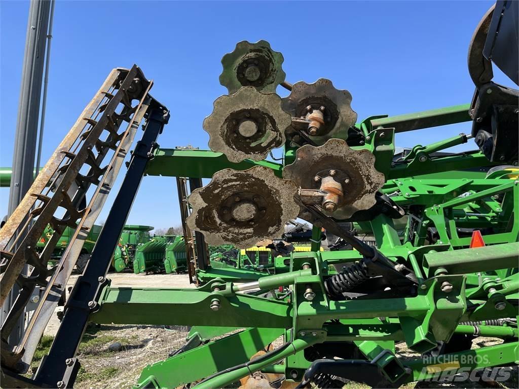 John Deere 2730 其他耕耘機和配件