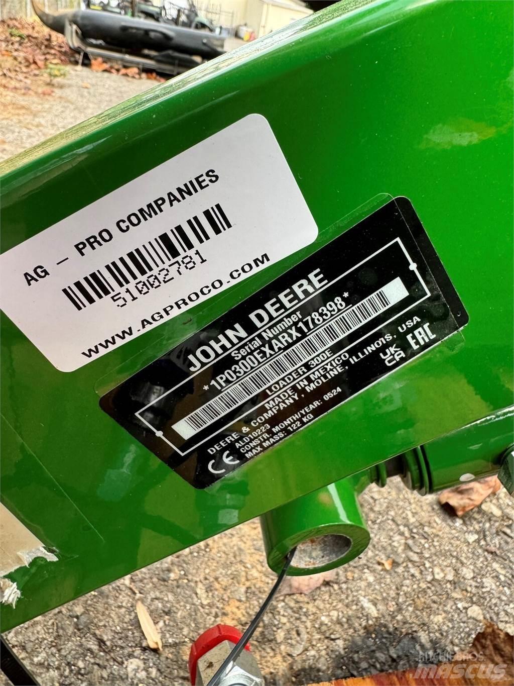 John Deere 300E 其他農業機械