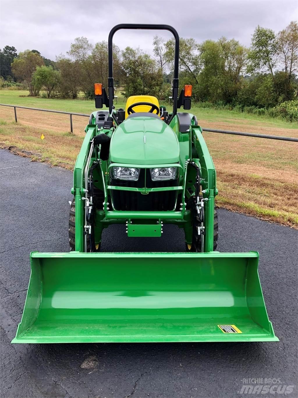 John Deere 3025D 小型曳引機
