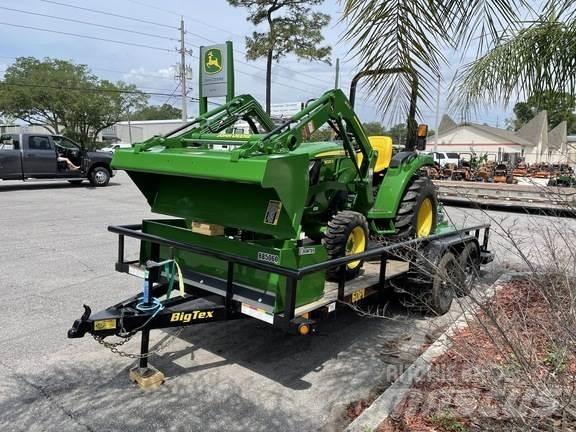 John Deere 3025D 小型曳引機