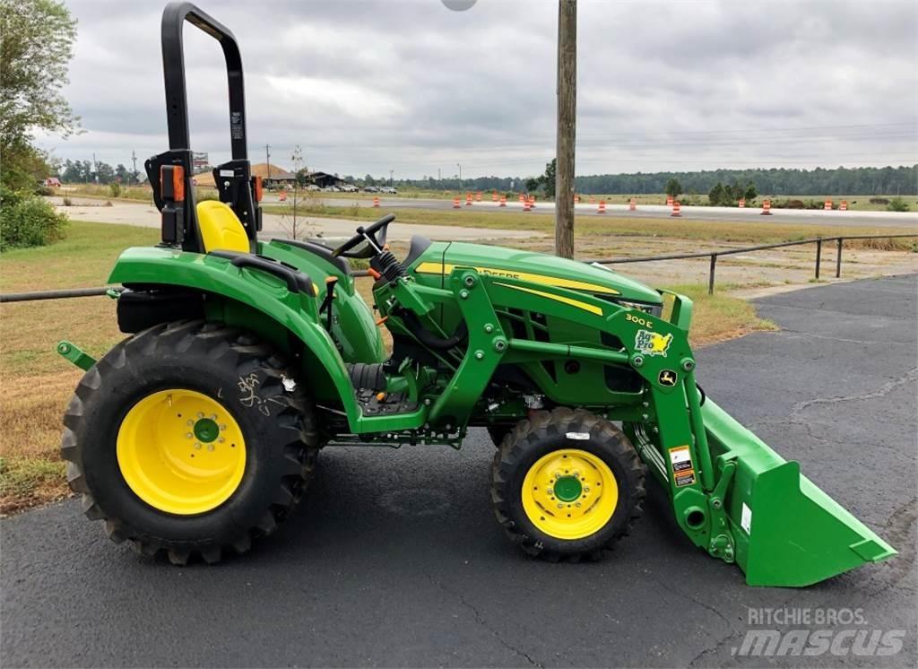 John Deere 3025D 小型曳引機