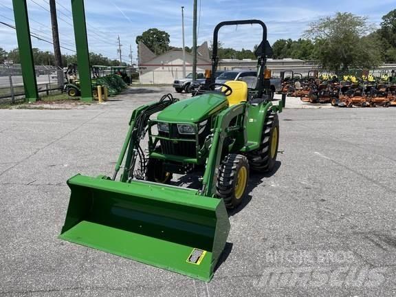 John Deere 3025E 小型曳引機