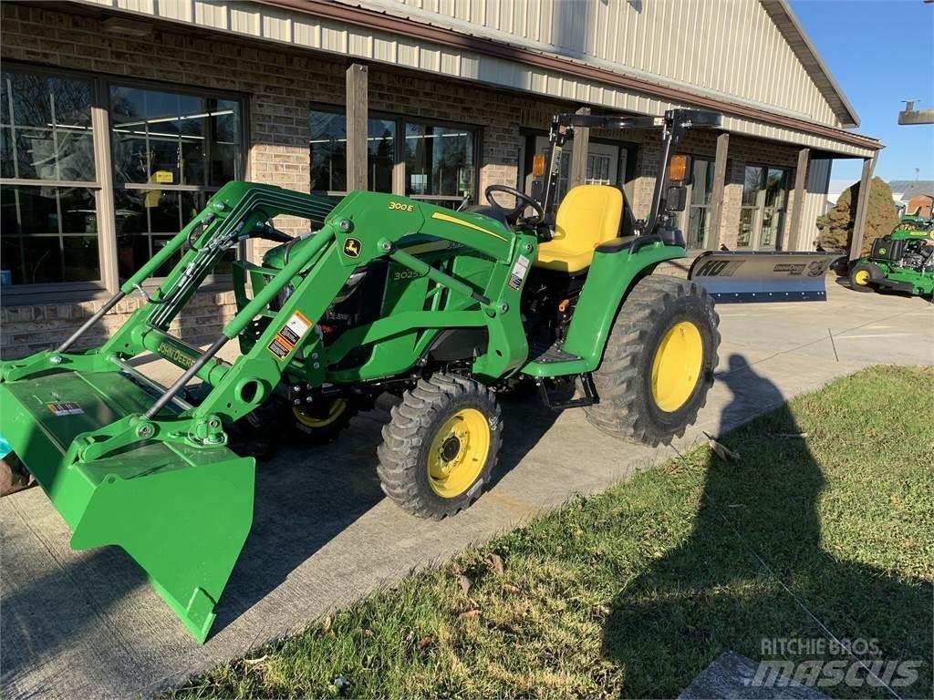 John Deere 3025E 小型曳引機