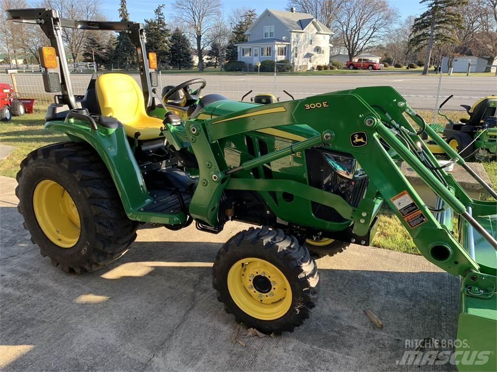 John Deere 3025E 小型曳引機