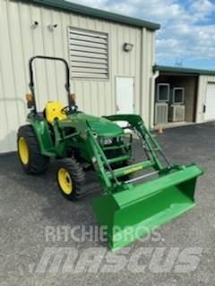 John Deere 3025E 小型曳引機