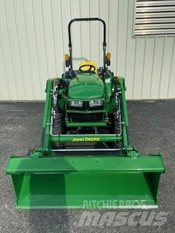 John Deere 3025E 小型曳引機