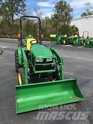 John Deere 3025E 小型曳引機