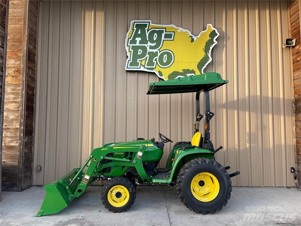 John Deere 3025E 小型曳引機