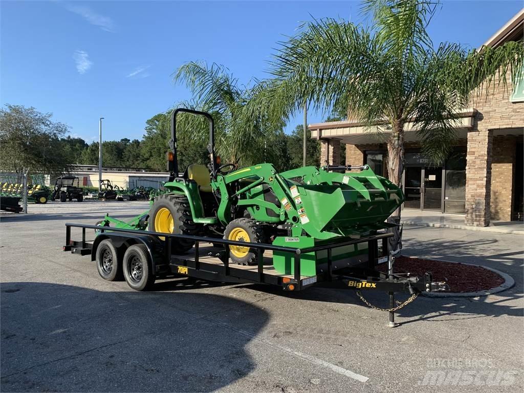 John Deere 3032E 小型曳引機