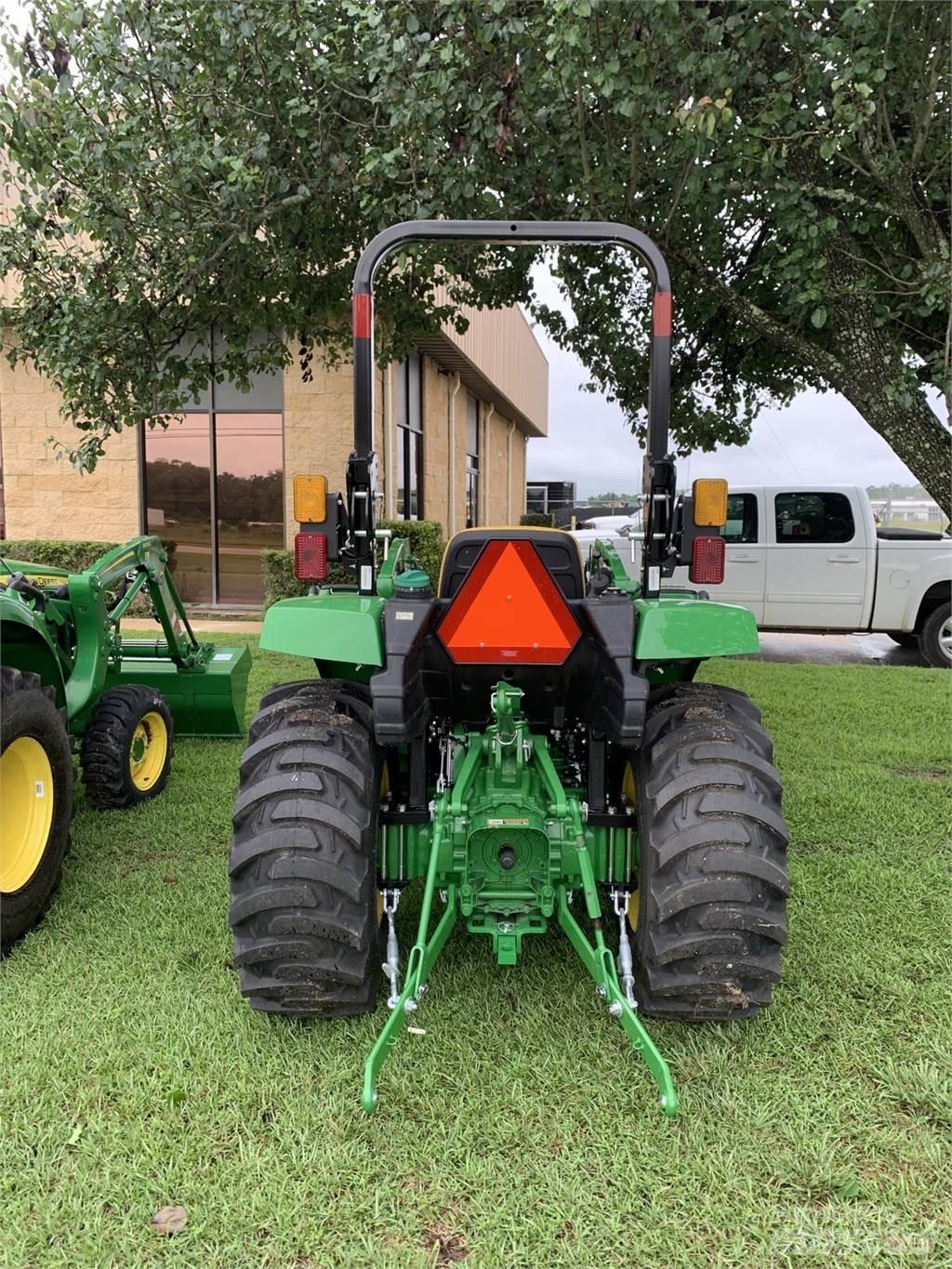 John Deere 3035D 小型曳引機