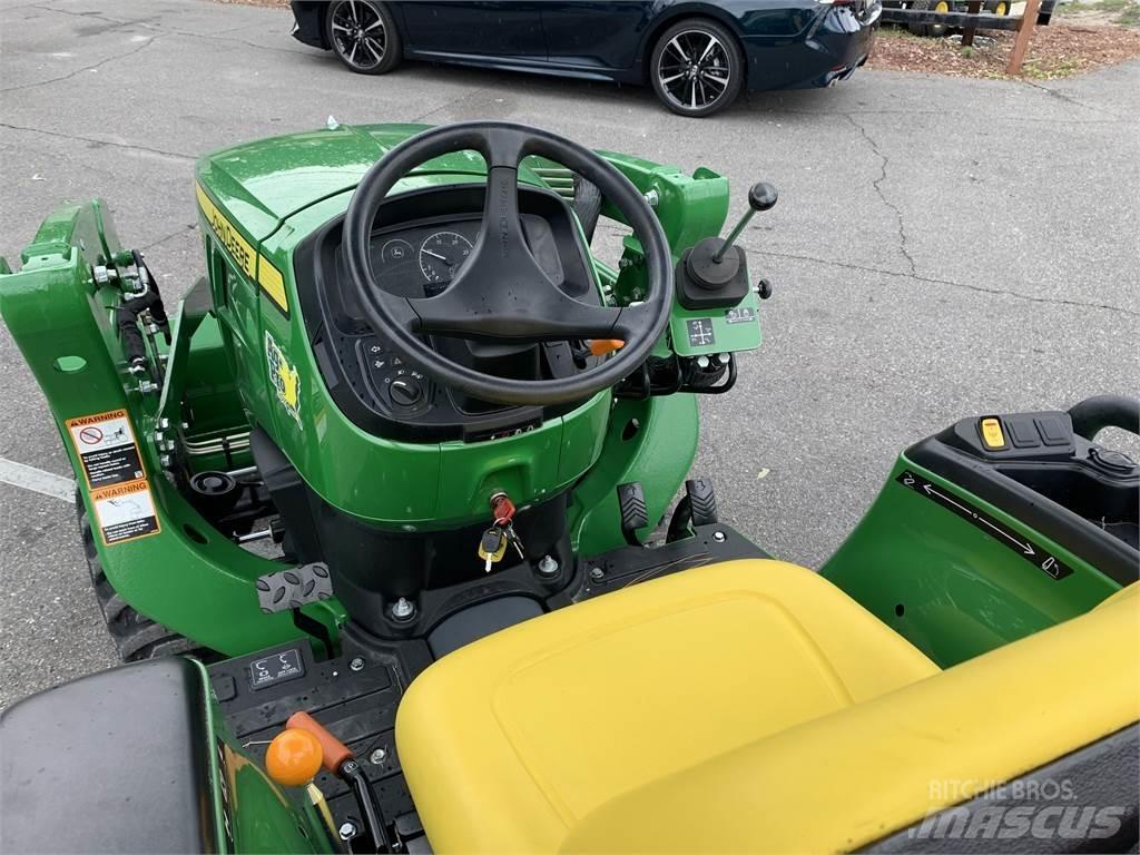 John Deere 3038E 小型曳引機