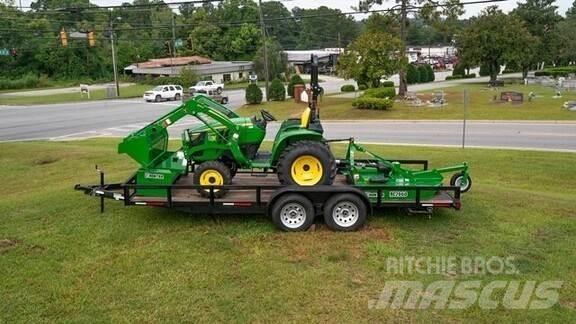 John Deere 3038E 小型曳引機