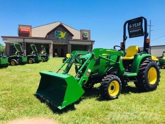 John Deere 3038E 小型曳引機