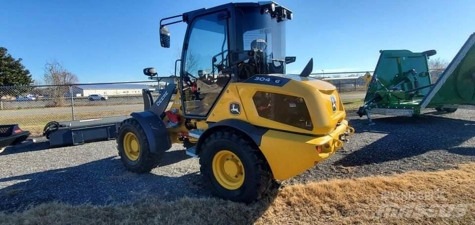 John Deere 304 G 小型裝載機