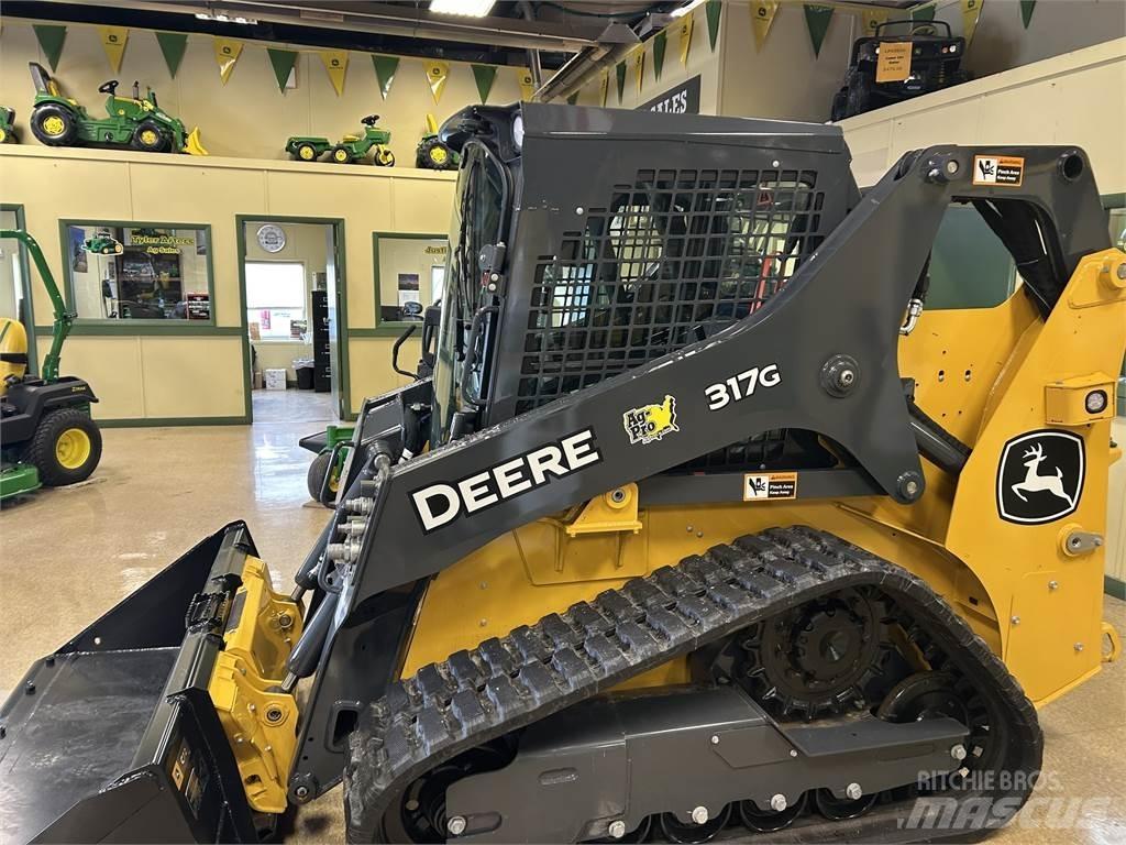 John Deere 317G 小型裝載機