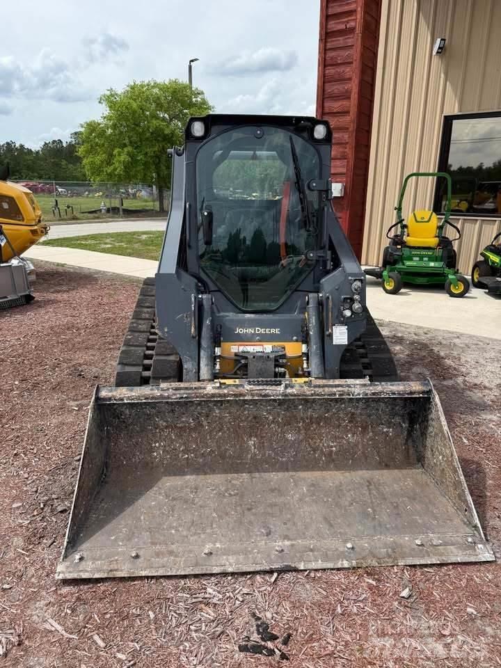 John Deere 317G 小型裝載機