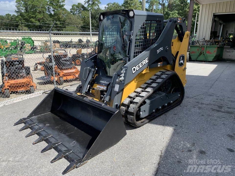 John Deere 317G 滑移轉向裝載機