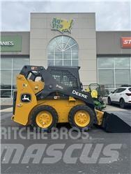 John Deere 318G 滑移轉向裝載機