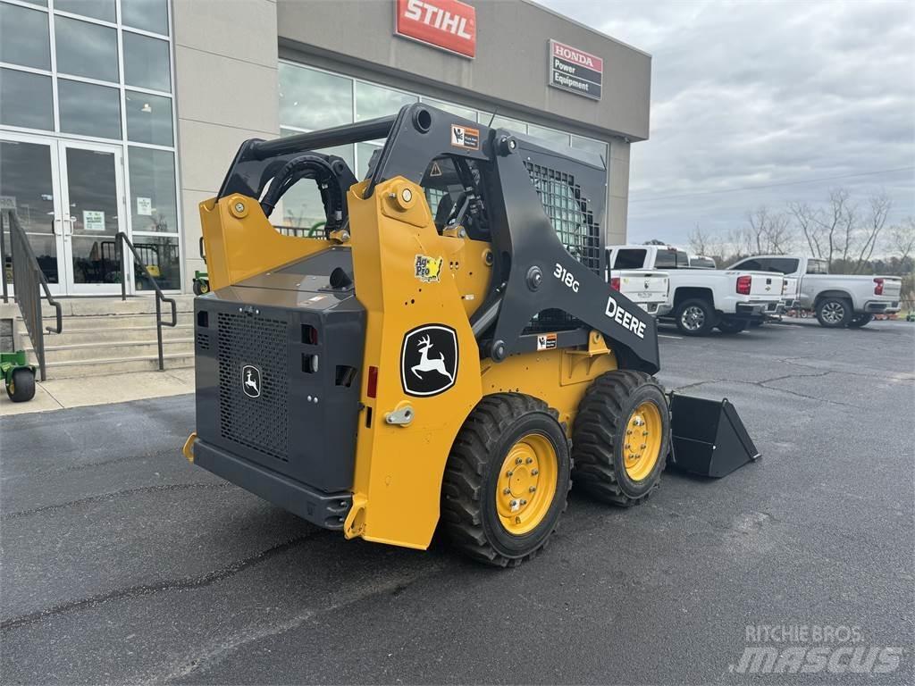 John Deere 318G 滑移轉向裝載機
