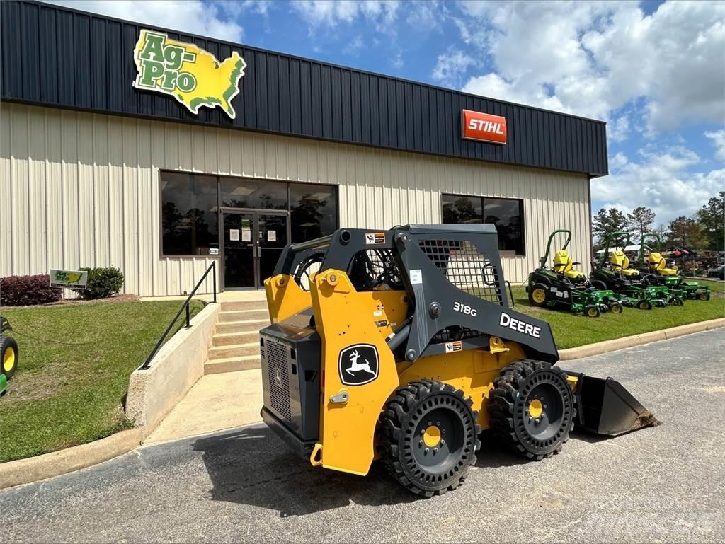 John Deere 318G 滑移轉向裝載機