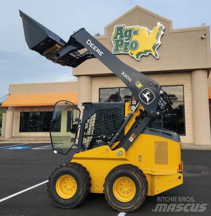 John Deere 320G 滑移轉向裝載機