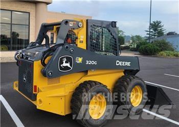 John Deere 320G 滑移轉向裝載機