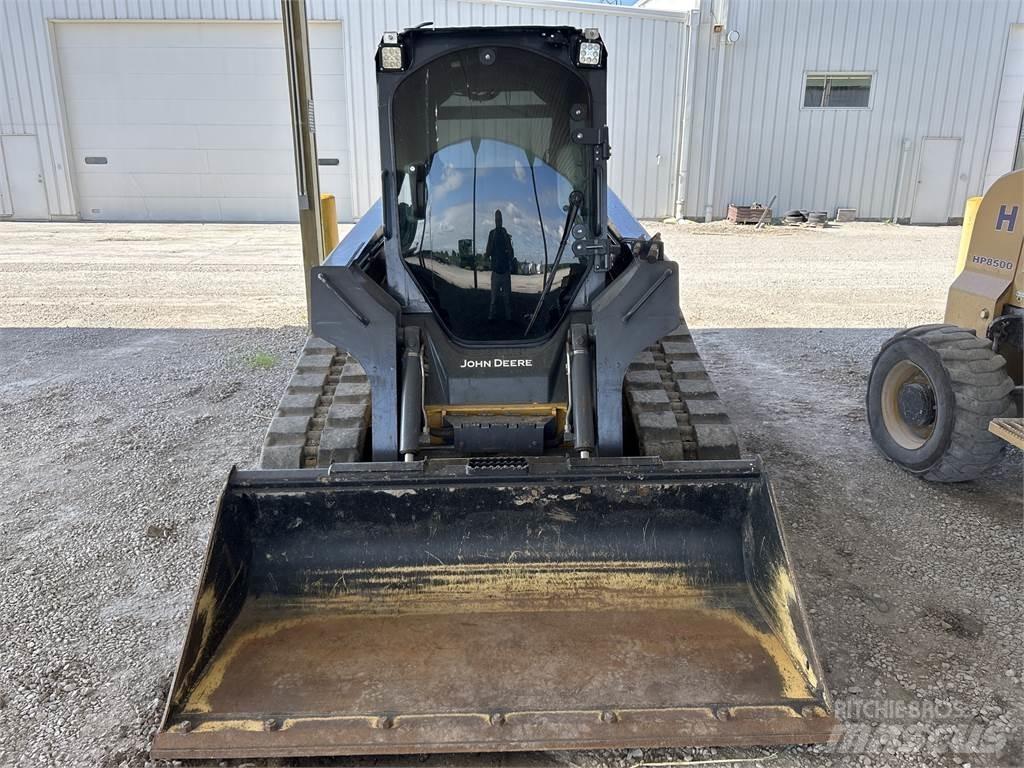 John Deere 323D 小型裝載機