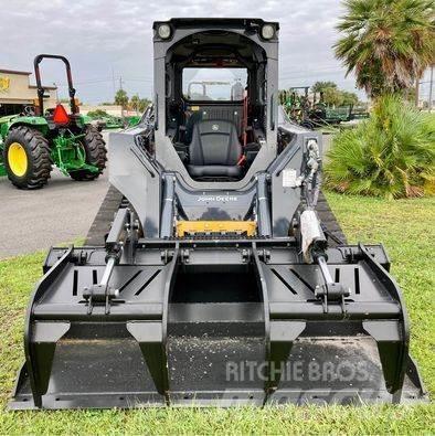 John Deere 325G 小型裝載機