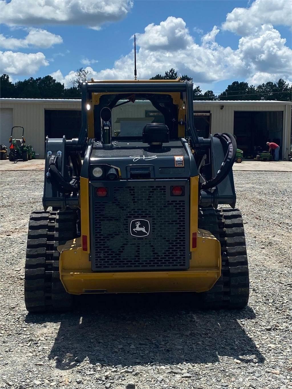 John Deere 325G 小型裝載機