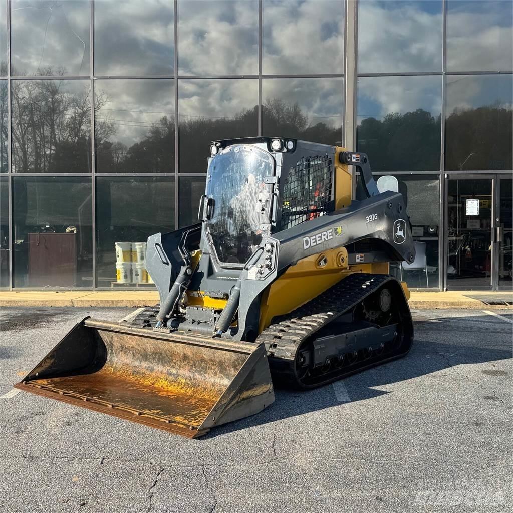 John Deere 331G 小型裝載機