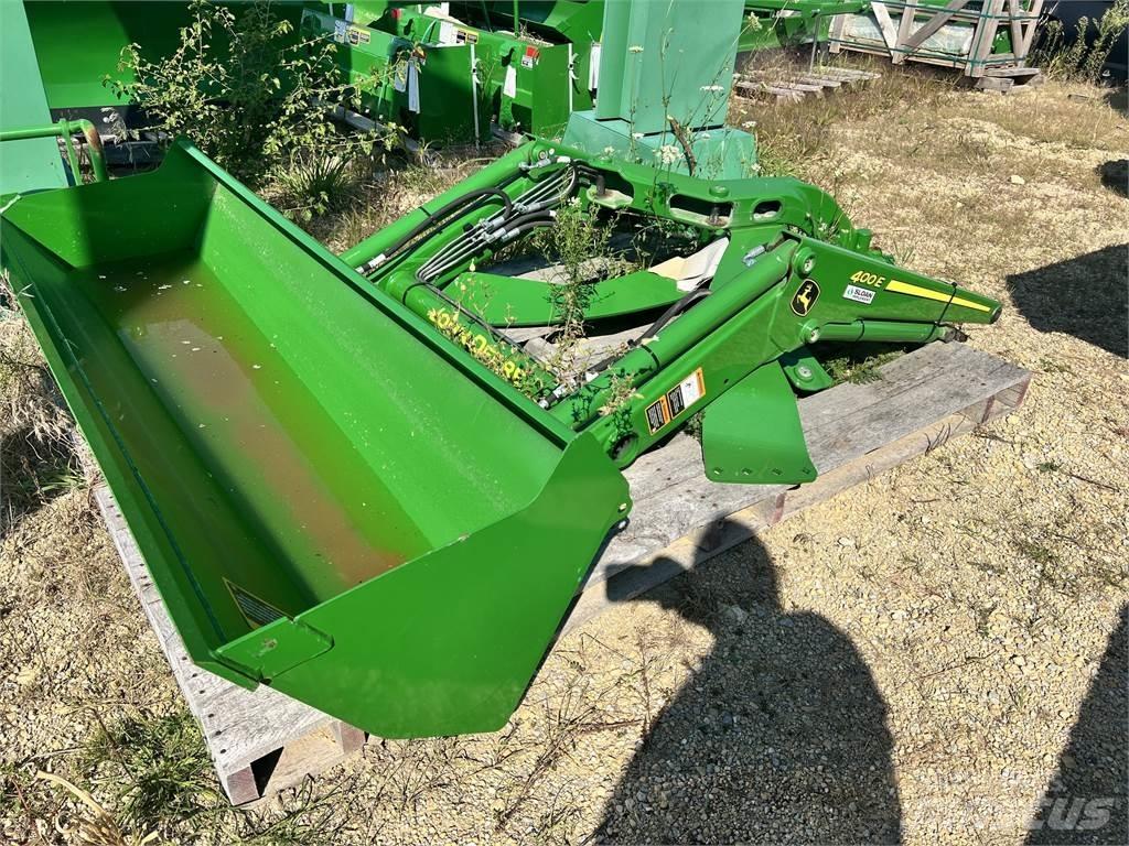 John Deere 400E 曳引機