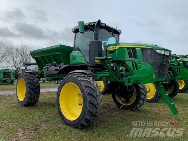 John Deere 400R 牽引式噴霧機