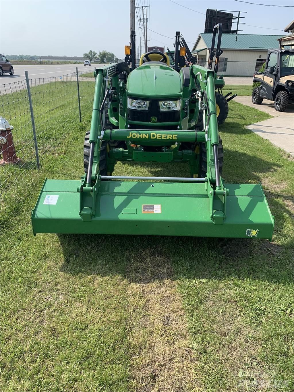 John Deere 4044M 曳引機