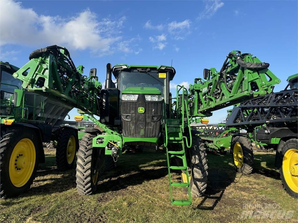 John Deere 412R 牽引式噴霧機
