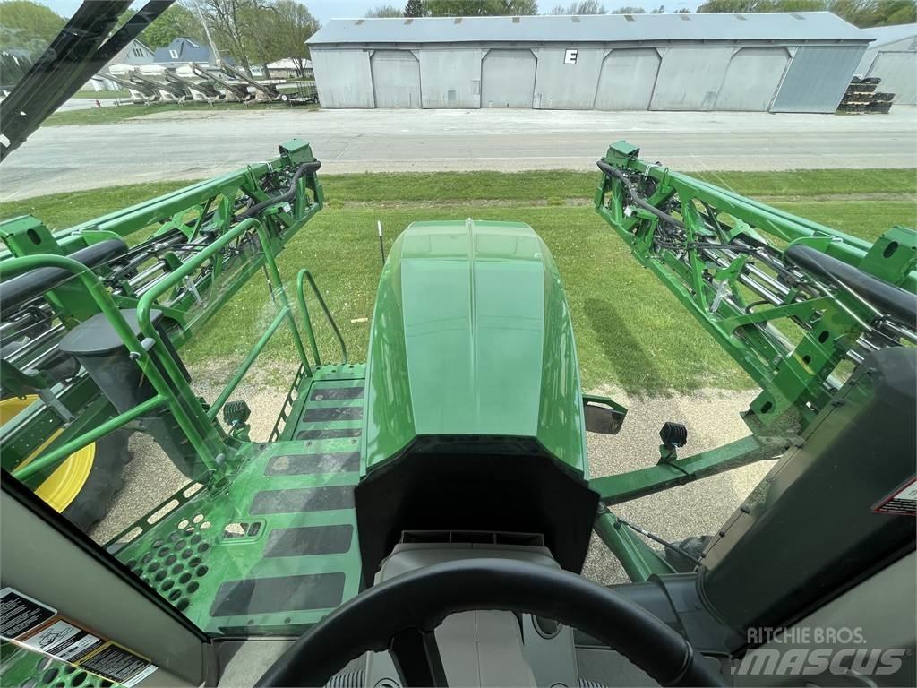John Deere 412R 牽引式噴霧機