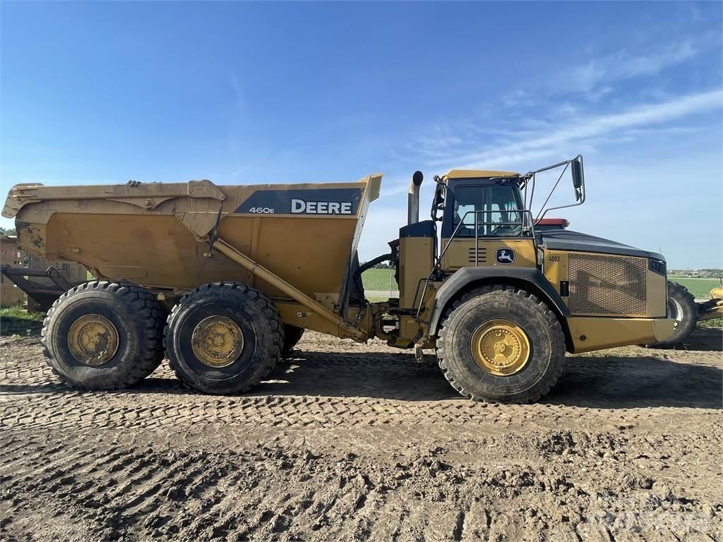 John Deere 460E 鉸接式起吊車