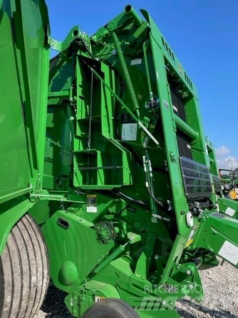 John Deere 460M 圓型牧草打包機