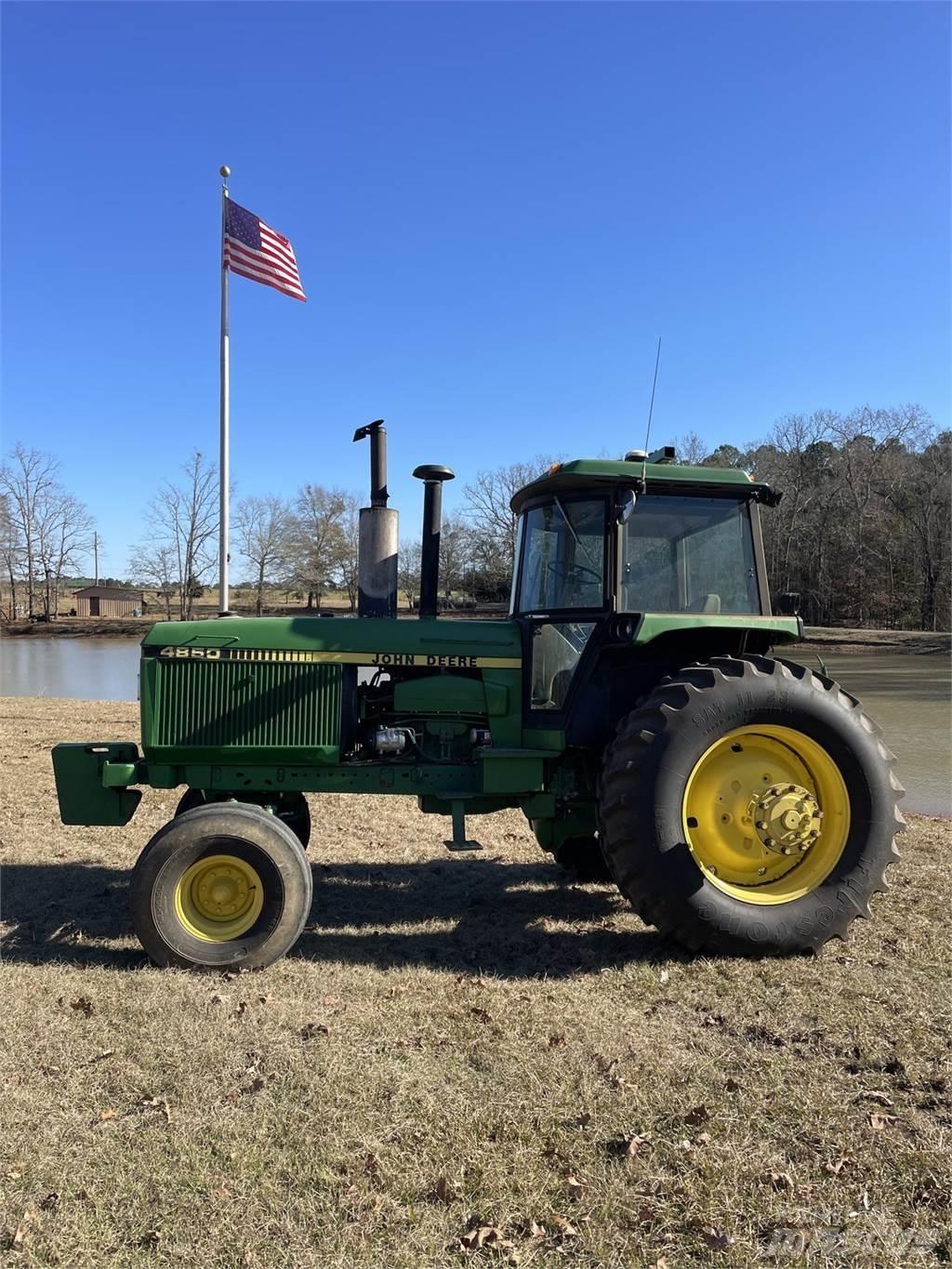 John Deere 4850 曳引機