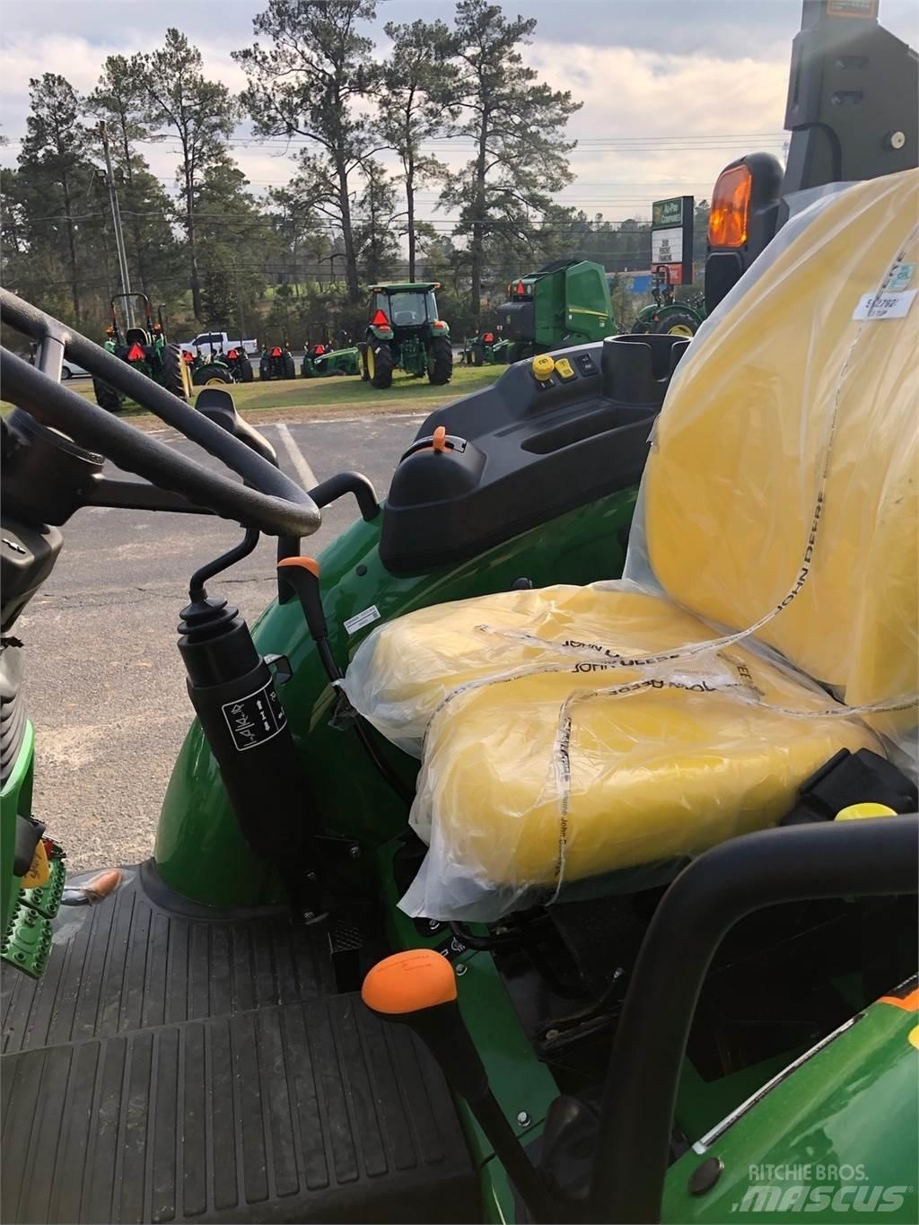 John Deere 5067E 曳引機