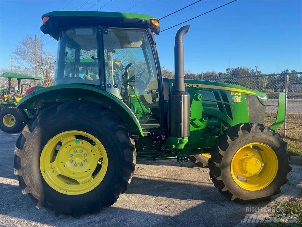 John Deere 5075E 曳引機