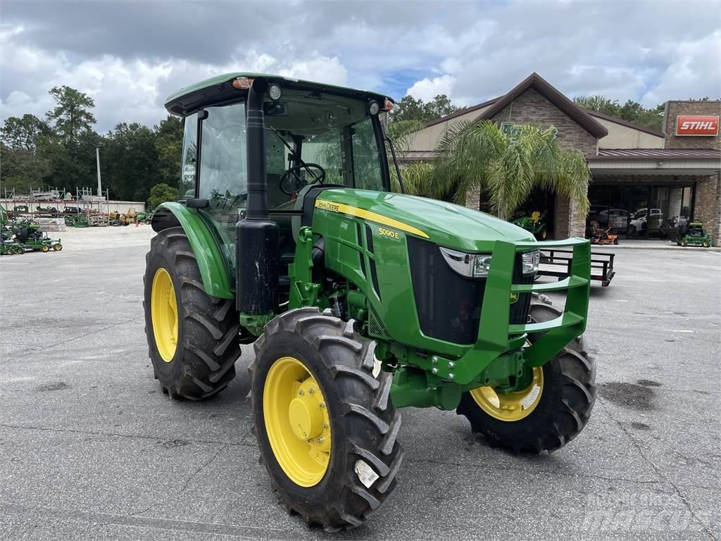 John Deere 5090E 曳引機