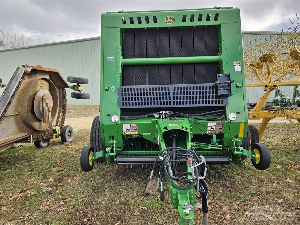 John Deere 560M 圓型牧草打包機