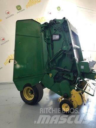 John Deere 590 圓型牧草打包機