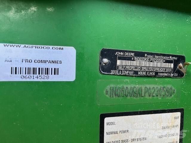 John Deere 600R 牽引式噴霧機