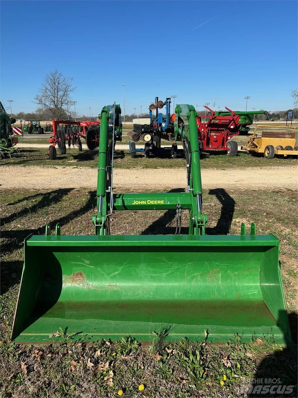 John Deere 600R 曳引機