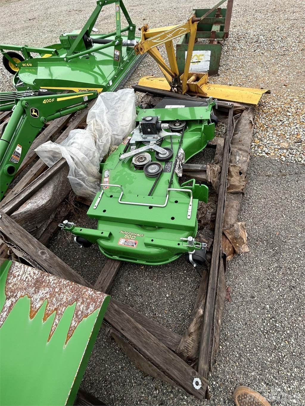 John Deere 60D 割草劑