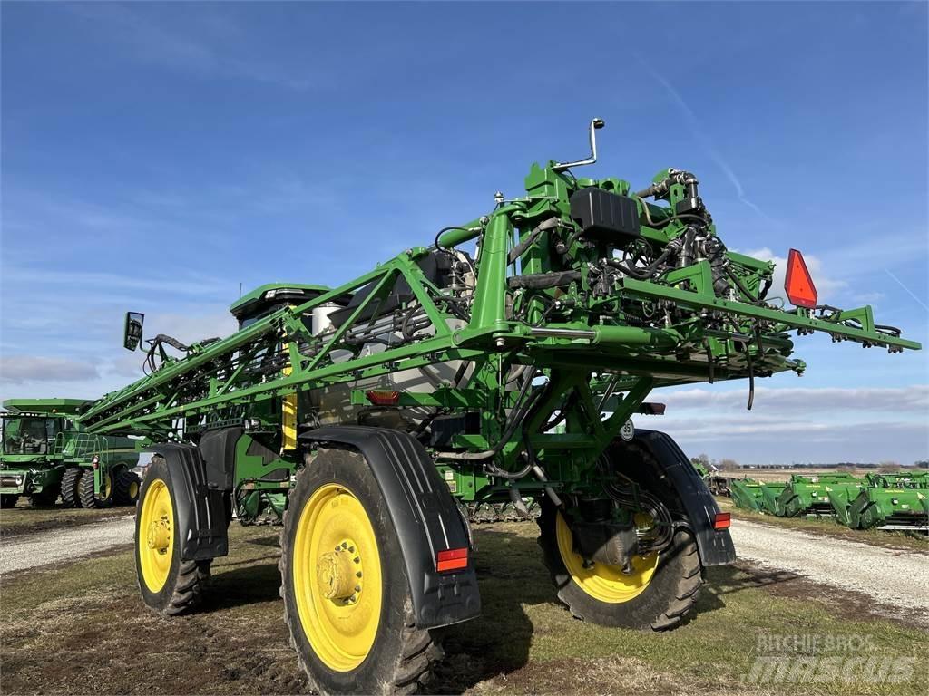 John Deere 612R 牽引式噴霧機